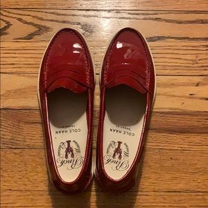 Cole Haan patent red boat shoes Sz 6